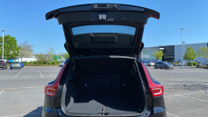 Volvo XC40 2.0 B4P Ultra Dark 5dr Auto Petrol Estate